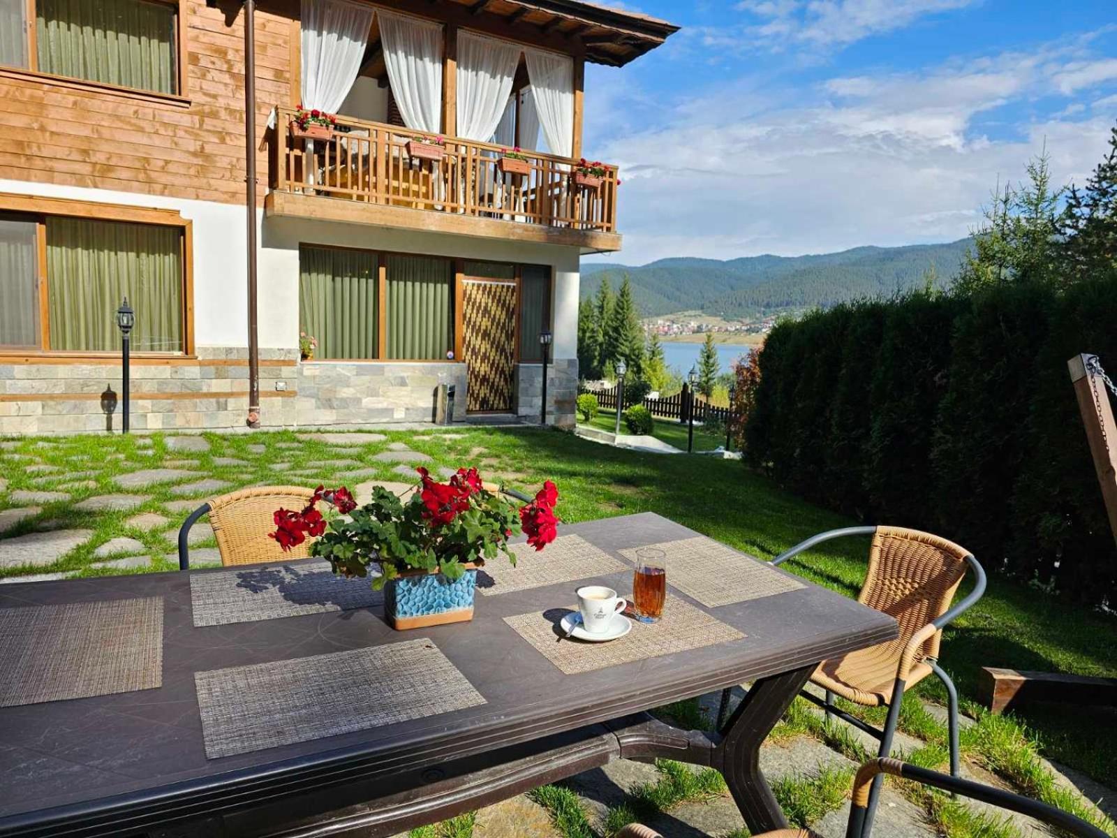 Villa Hills - Къща За Гости С Храна Orlino Bagian luar foto